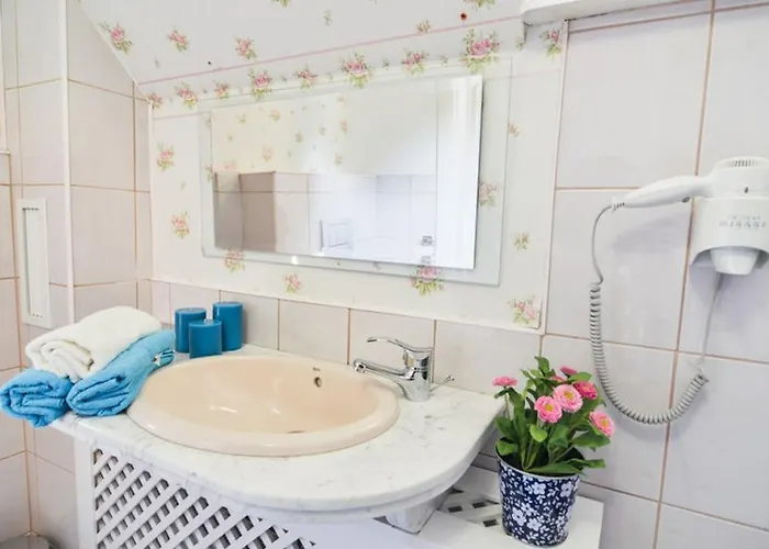 Palacyk Wislanski בית הארחה *